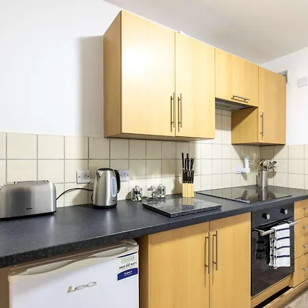 Apartamento 1 Bed Harbour-side Flat With Sea Views *