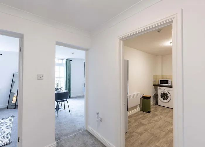 1 Bed Harbour-side Flat With Sea Views Apartment Whitehaven