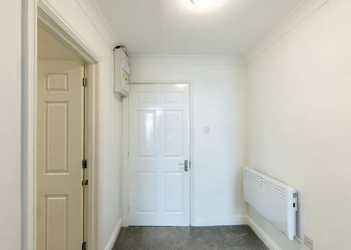 1 Bed Harbour-side Flat With Sea Views Whitehaven